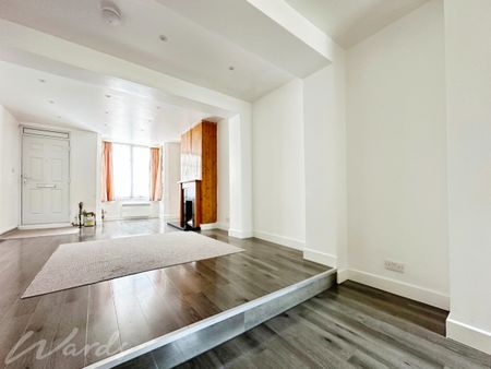 3 bedroom terraced house to rent - Photo 4