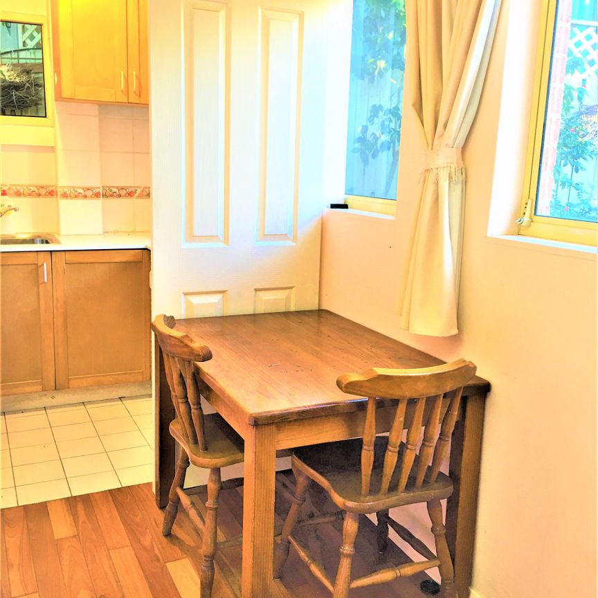 12 Nyan Street, Chifley, NSW 2036 - Photo 1