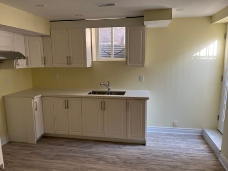 For Lease - 18 Ladysmith (Basement) Street, Brampton, Ontario - Photo 4