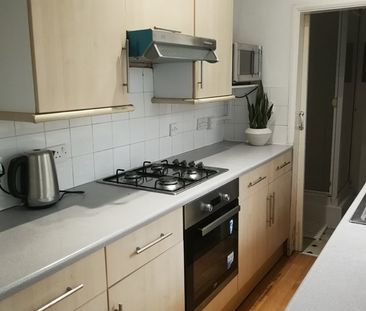 Room in a Shared House, Claude Street, NG7 - Photo 5