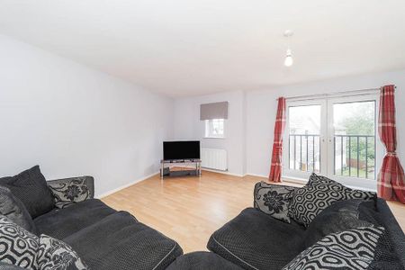 2 bedroom flat to rent - Photo 5