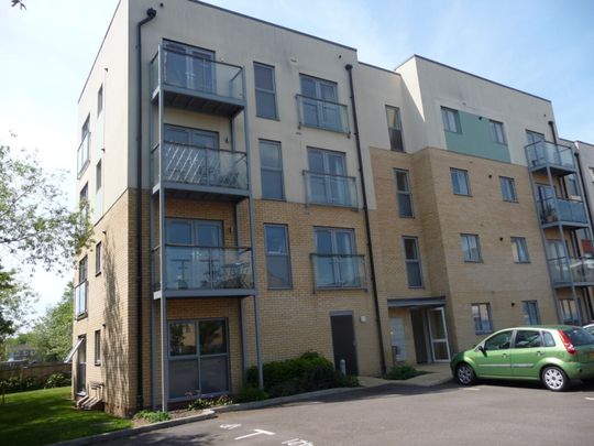 2 bedroom Apartment - Noble Court, Stevenage - Photo 1