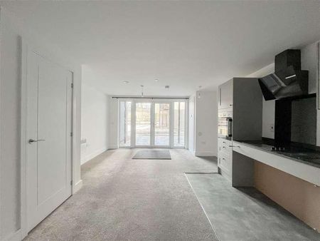 Martin Court, Hastings - Photo 2