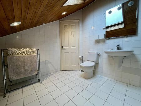 3 bedroom detached house to rent - Photo 4