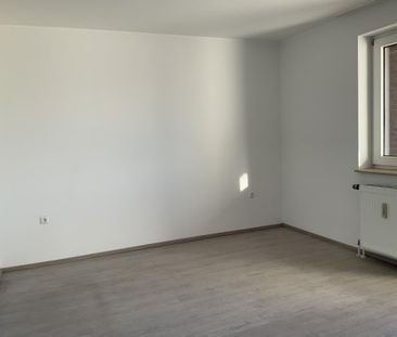 Toll geschnittene Balkonwohnung - Aufzug vorhanden - Photo 1