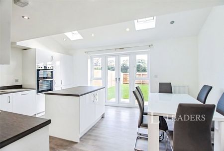 1 bedroom house to rent St. Johns Close, Peterborough, Cambridgeshire, PE3 - Photo 3