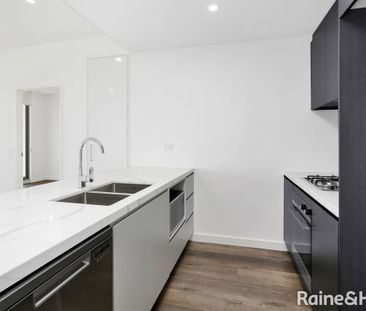 Modern Apartment in The Heart of Schofields - Photo 4