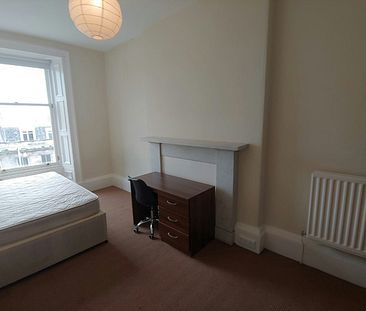 East Claremont Street, Flat 3f1 New Town, Edinburgh, EH7 - Photo 1