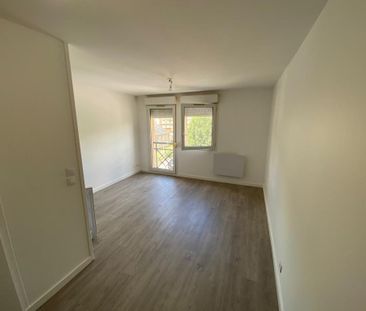 Location Appartement 1 pièce 21m² - Photo 2