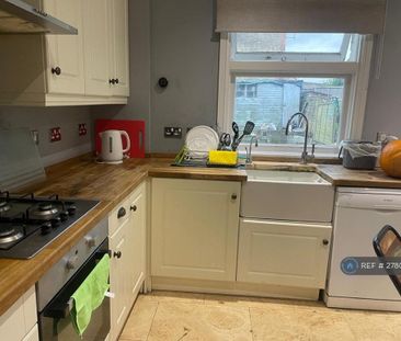 1 bedroom in a house share to rent - Photo 5