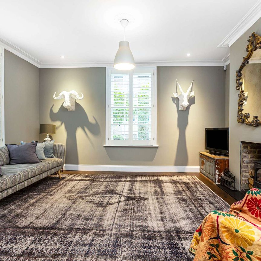 Parkfields, Putney, London, SW15 6NH - Photo 1