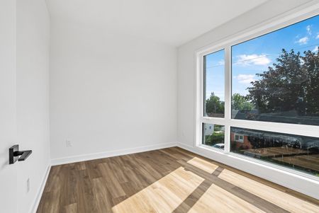 For Lease - 391 Dieppe Street Unit# 05, Vanier and Kingsview Park, Ontario - Photo 2