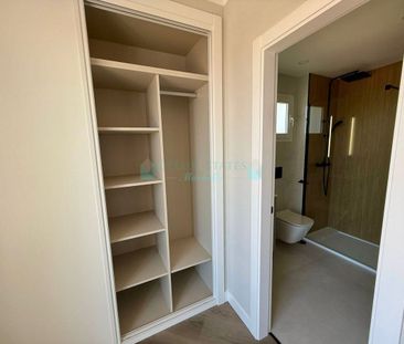 Town House for rent in El Paraiso, Estepona - Photo 1