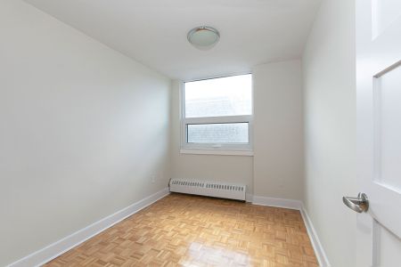 For Lease - 485 Huron Street Unit# 505, Toronto, Ontario - Photo 3