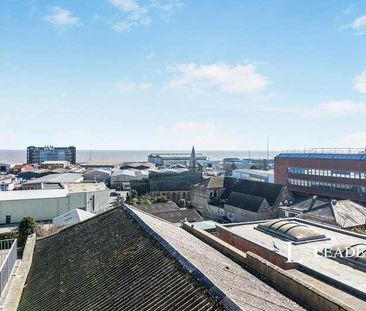 High Street, Lowestoft, Suffolk, NR32 - Photo 6