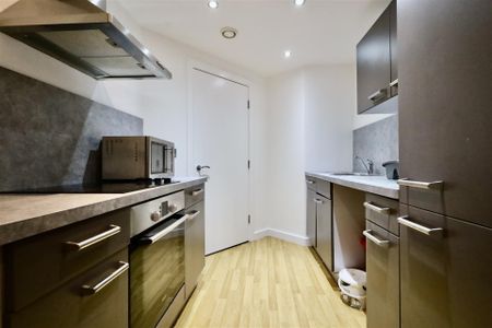 1 bedroom Flat to rent in Marconi House, Melbourne Street, Newcastle Upon Tyne - Photo 2