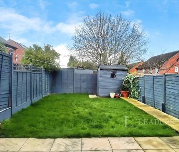 2 bedroom semi-detached house to rent - Photo 6
