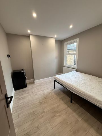 Room in a Shared House, Gloucester Road, E17 - Photo 3