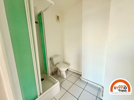 Location Appartement 5 pièces 116m² - Photo 3