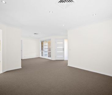 Modern Single-Level Family Home - Photo 3