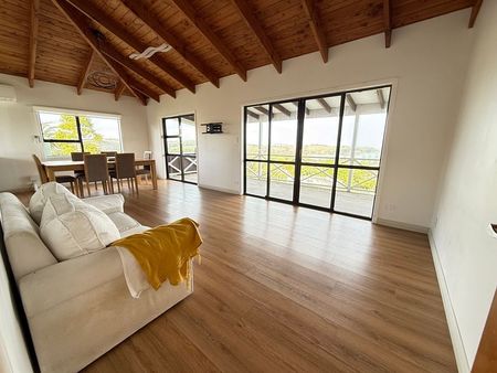 Seaview home close to Shakespear Reginal Park - Photo 3
