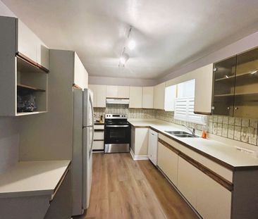 For Lease - 365 Rouge Hills Drive, Toronto, Ontario - Photo 5