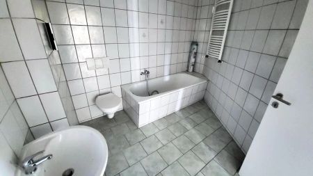 *** Frisch renovierte 3-Raum-Wohnung im idyllischen Muldental - Auf Wunsch auch mit Einbauküche *** - Photo 3