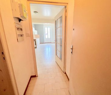 Location Appartement 2 pièces 42m² - Photo 5