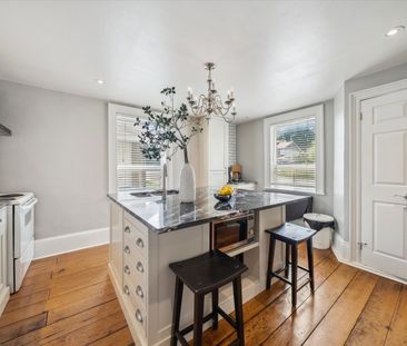 For Lease - 19277 Yonge Street, East Gwillimbury, Ontario - Photo 3