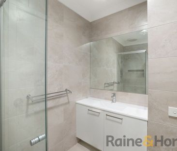 Stylish & Secure Living in Gledswood Hills - Photo 3