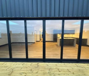 3 bedroom apartment to rent - Photo 6