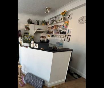 1 Bed Flat, Appleton Road, SO18 - Photo 5