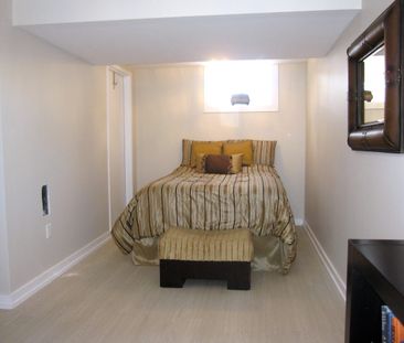 For Lease - 597 Curzon Avenue Unit# Main & Lower, Mississauga, Ontario - Photo 4