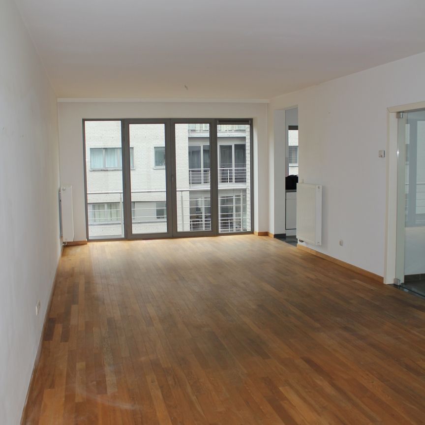 Direct contact with the owner: 2-bedroom apartment with a terrace - Photo 1