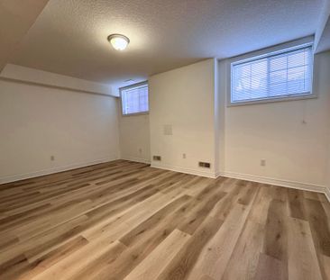 For Lease - 604 Woodlawn Road Unit# A, Guelph, Ontario - Photo 2