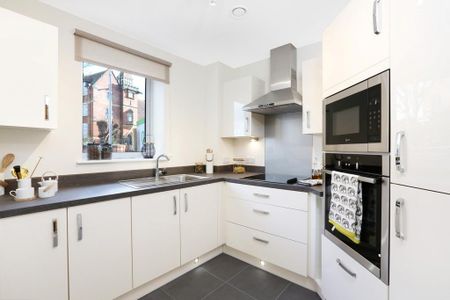 2 bedroom retirement property to rent - Photo 4