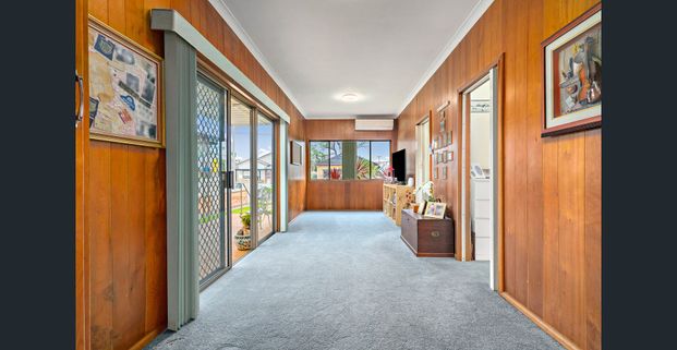 Family Home With Flexible Floorplan - Photo 1