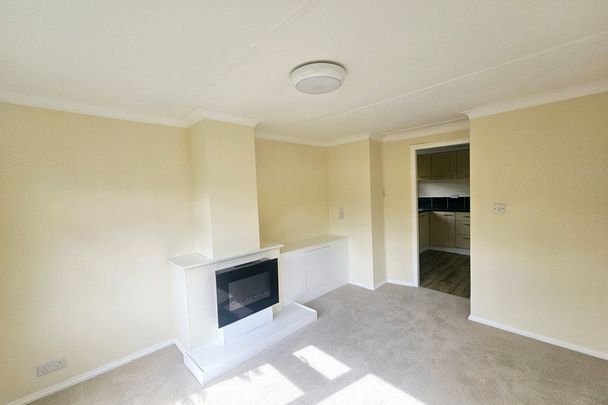 Canada Road - Photo 1