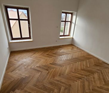 - 4 - Raumwohnung im 2. OG mit Balkon! ERSTBEZUG - Photo 2