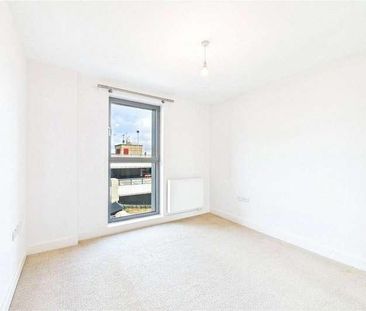 Cromwell Road, Redhill, Surrey, RH1 - Photo 3