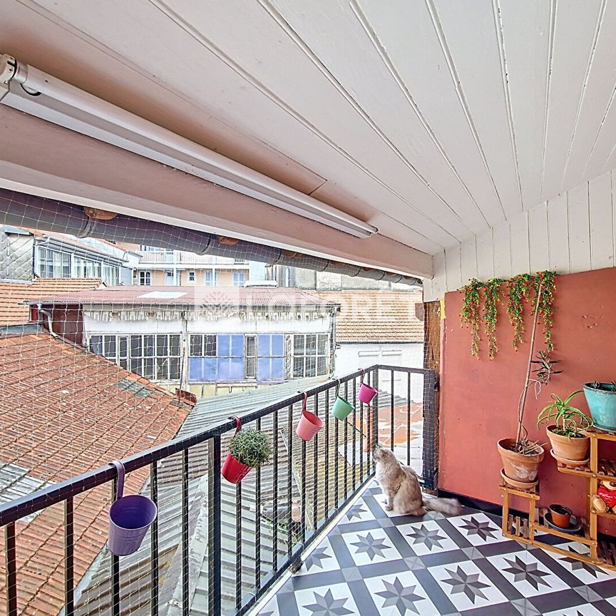 Apartment - Photo 1