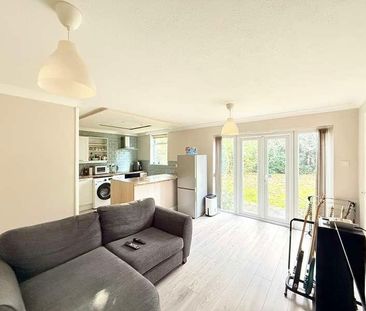 Ford Court, Beaulieu Road, SO45 - Photo 1