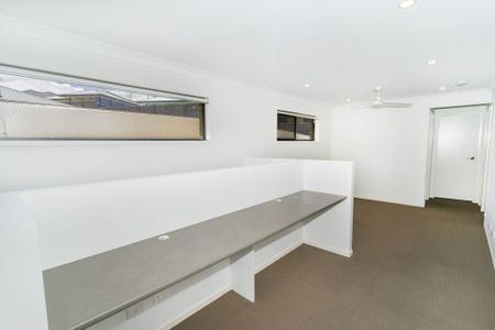 4 Bedroom Family Home located in Springfield Rise - 4 Bedrooms - Photo 4