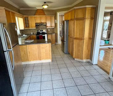 For Lease - 2 Loggers Lane Unit# Upper, Brampton, Ontario - Photo 6