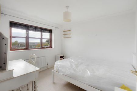 3 bedroom end of terrace house to rent - Photo 5