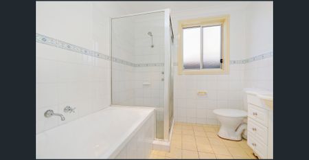 Modern Two Bedroom Villa - Photo 2