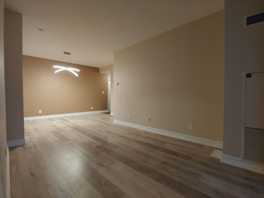 For Lease - 3504 Hurontario Street Unit# 1605, Mississauga, Ontario - Photo 1