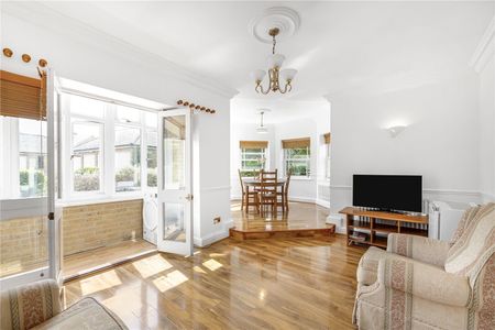 Gilbert House, Barnes, SW13 - Photo 2