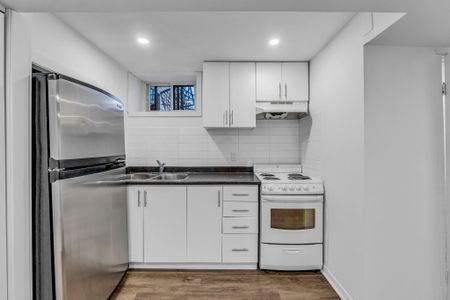 For Lease - 5 Woodenhill Court Unit# Bsmt, Toronto, Ontario - Photo 4