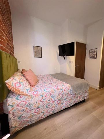 1 bedroom private hall to rent - Photo 2